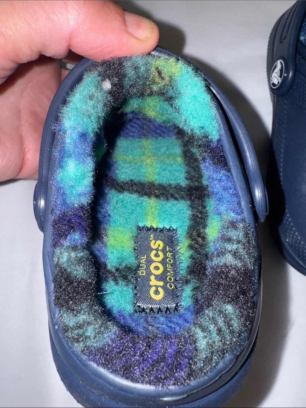 CROCS NWOT Kids Navy Classic Lined Clog - Blue-Green Bold Check Fleece Size 7